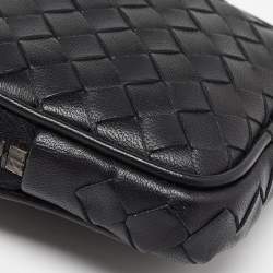 Pre Owned Bottega Veneta Black Intrecciato Leather Zip Strap Pouch