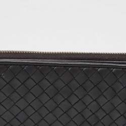 مملوكة مسبقًا Bottega Veneta Black Intrecciato Leather Zip Around Wallet