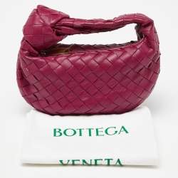 Pre Owned Bottega Veneta Magenta Intrecciato Leather Mini Jodie Hobo