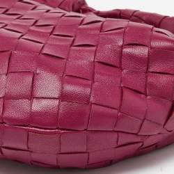 Pre Owned Bottega Veneta Magenta Intrecciato Leather Mini Jodie Hobo
