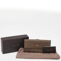 Pre Owned Bottega Veneta Beige Intrecciato Leather Flap Continental Wallet