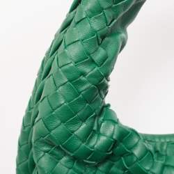 مملوكة مسبقًا Bottega Veneta Green Intrecciato Leather Large Veneta Hobo