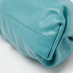 مملوكة مسبقًا Bottega Veneta Blue Leather Classic Pouch 