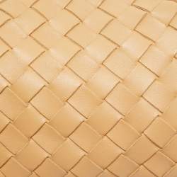 مملوكة مسبقًا حقيبة كروس بوتيغا فينيتا ميني لوب كاميرا جلد إنترشياتو عنابي