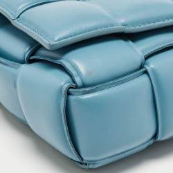 Pre Owned Bottega Veneta Blue Padded Leather Chain Cassette Shoulder Bag