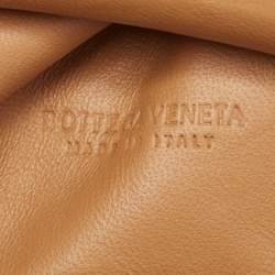 مملوكة مسبقًا Bottega Veneta Tan Intrecciato Leather Mini The Pouch Bag