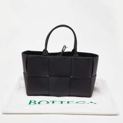Pre Owned Bottega Veneta Black Intrecciato Leather Medium Arco Tote
