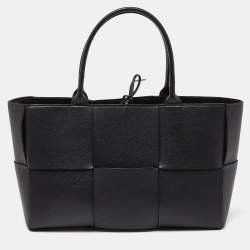 Pre Owned Bottega Veneta Black Intrecciato Leather Medium Arco Tote