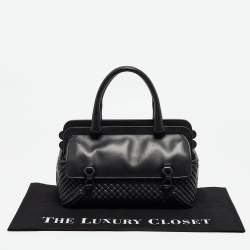 Pre Owned Bottega Veneta Black Intrecciato Leather Frame Expandable Bag