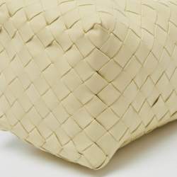Pre Owned Bottega Veneta Light Yellow Intrecciato Leather Bucket Bag
