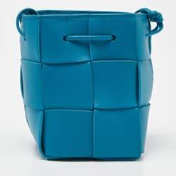 Pre Owned Bottega Veneta Blue Intreccio Leather Mini Cassette Bucket Bag