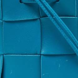 Pre Owned Bottega Veneta Blue Intreccio Leather Mini Cassette Bucket Bag