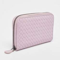 مملوكة مسبقًا Bottega Veneta Lilac Intrecciato Leather Zip Around Wallet