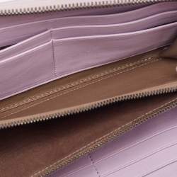 مملوكة مسبقًا Bottega Veneta Lilac Intrecciato Leather Zip Around Wallet