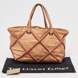 مملوكة مسبقًا Bottega Veneta Beige/Burgundy Quilted Leather Shopper Tote