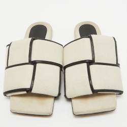 مملوكة مسبقًا Bottega Veneta Beige/Black Canvas and Leather Lido Flat Slides Size 38