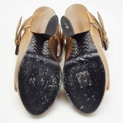 Pre Owned Bottega Veneta Metallic Leather Buckle Detail Platform Ankle Strap Sandals Size 38