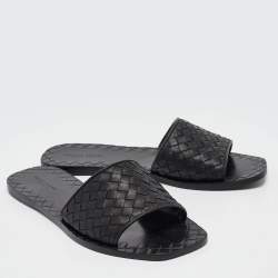 مملوكة مسبقًا Bottega Veneta Black Leather Flats 39