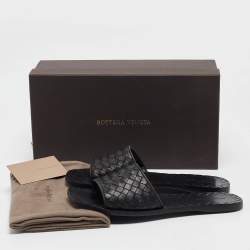 مملوكة مسبقًا Bottega Veneta Black Leather Flats 39