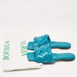 مملوكة مسبقًا Bottega Veneta Blue Woven Leather Lido Slide Flats Size 35.5