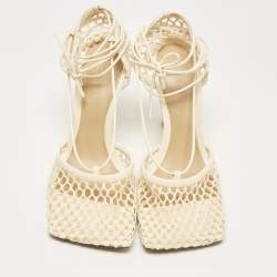مملوكة مسبقًا Bottega Veneta Cream Leather and Mesh Stretch Ankle Strap Sandals Size 37.5
