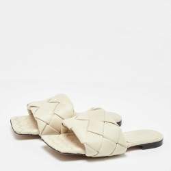 مملوكة مسبقًا Bottega Veneta White Intrecciato Leather Lido Flat Slides Size 37