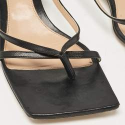 مملوكة مسبقًا Bottega Veneta Black Leather Strech Ankle Strap Sandals Size 38