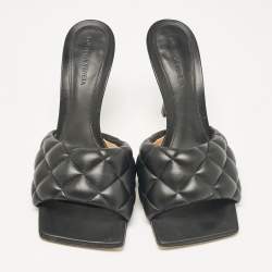 مملوكة مسبقًا Bottega Veneta Black Leather Lido Slide Sandals Size 39.5