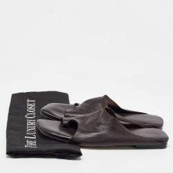 مملوكة مسبقًا Bottega Veneta Dark Brown Leather Flat Mules Size 39.5