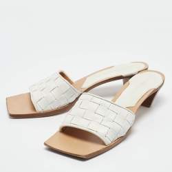 مملوكة مسبقًا Bottega Veneta White Intrecciato Leather Slide Sandals Size 39