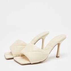 Bottega Veneta Cream Quilted Leather Lido Slide Sandals Size 38.5