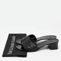 مملوكة مسبقًا Bottega Veneta Black Intrecciato Leather Slide Sandals Size 40.5
