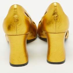 مملوكة مسبقًا Bottega Veneta Gold Leather Buckle Detail Block Heel Pumps Size 36