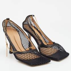 مملوكة مسبقًا Bottega Veneta Black Mesh and Leather Stretch Pumps Size 36.5