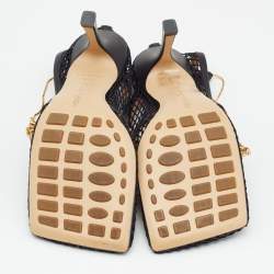 مملوكة مسبقًا Bottega Veneta Black Mesh and Leather Stretch Pumps Size 36.5