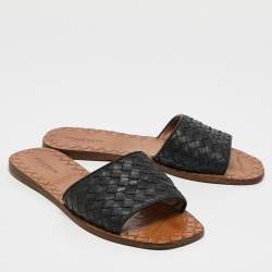 Pre Owned Bottega Veneta Black Intrecciato Leather Flat Slides Size 39