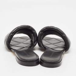 مملوكة مسبقًا Bottega Veneta Black Leather Lido Flat Slides Size 38