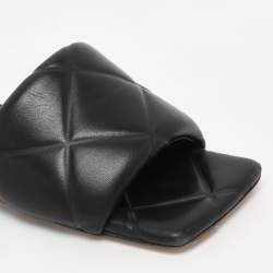 Bottega Veneta Black Leather Lido Flats Size 37