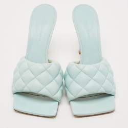 Pre Owned Bottega Veneta Light Blue Quilted Leather Lido Slide Sandals Size 39.5
