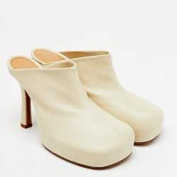 Bottega Veneta Cream Leather Platform BV Bold Mules Size 36