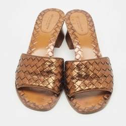 Pre Owned Bottega Veneta Bronze intreciato Leather Slide Sandals Size 38