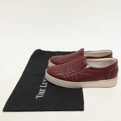 Pre Owned Bottega Veneta Burgundy Intrecciato Leather Dodger Slip On Sneakers 36