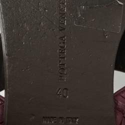 Pre Owned Bottega Veneta Dark Purple Intrecciato Leather Flat Thong Sandals Size 40