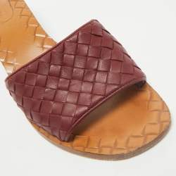 Bottega Veneta Burgundy Intrecciato Leather Ravello Slide Sandals Size 38.5