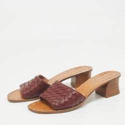Bottega Veneta Burgundy Intrecciato Leather Ravello Slide Sandals Size 38.5
