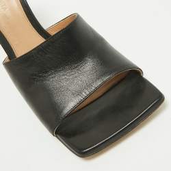 Pre Owned Bottega Veneta Black Leather Stretch Square Toe Slide Sandals Size 39