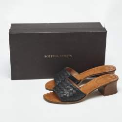 Pre Owned Bottega Veneta Black Intrecciato Leather Slide Sandals Size 37