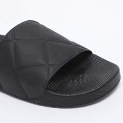 مملوكة مسبقًا حذاء سلايدز بوتيغا فينيتا مطاطي مبطن أسود مقاس 40