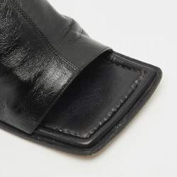 مملوكة مسبقًا صندل بوتيغا فينيتا ستريتش جلد أسود مقاس 39