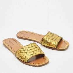 مملوكة مسبقًا Bottega Veneta Gold Intrecciato Leather Flat Slides Size 41